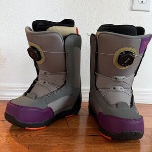 Snowboarding Boots with BOA